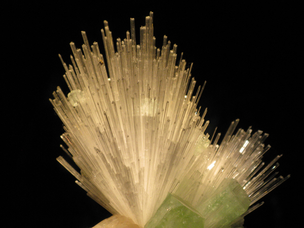 Mesolite and Fluorapophyllite (Image ID:56-046)