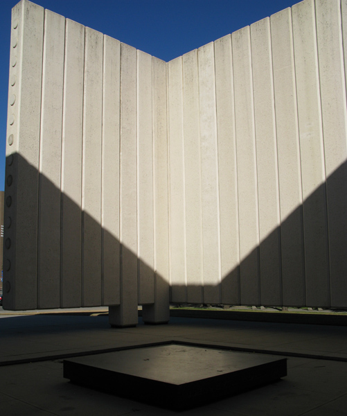 JFK Memorial (Image ID: 66-151)