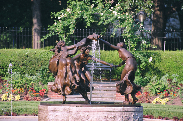 3 Nymphs, Summer, Central Park, New York City (Image ID:4-036)