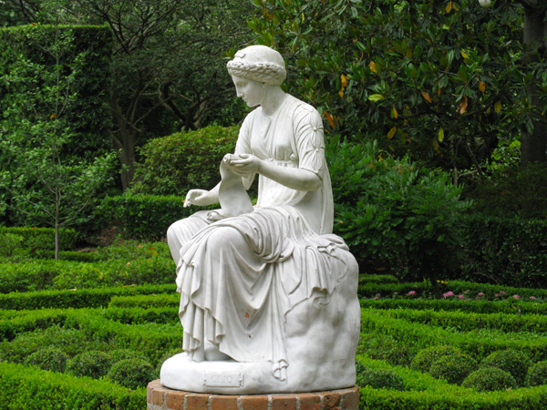 Garden Statue (Image ID:4-231)